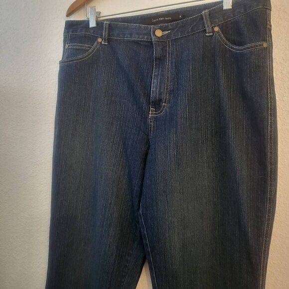 NWOT Calvin Klein Jeans Flare Leg Dark Denim: 16: Stretchy, Comfy Classic - Picture 2 of 5